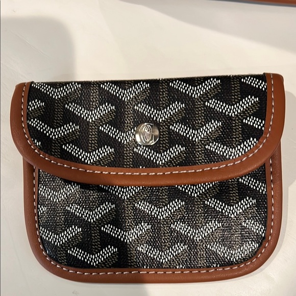 Black and Brown Geometric Pattern Tote - Picture 7 of 7